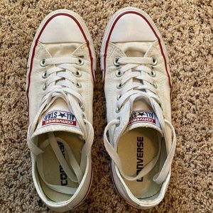 White Converse - EUC!